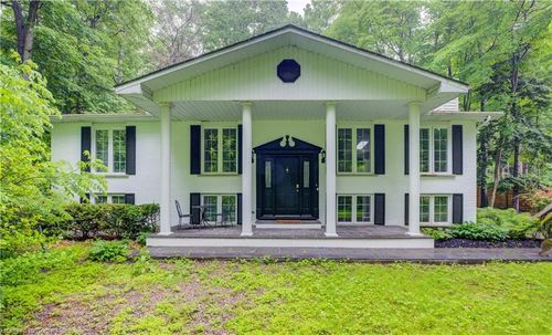 46 Blairs Trail, Kincardine, ON, N2Z0B3 | Card Image