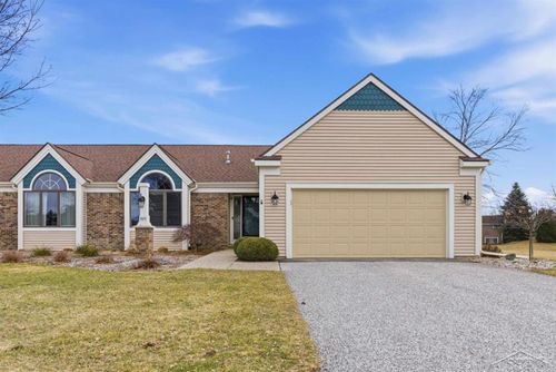 5603 Firethorne Dr, Bay City, MI, 48706-5631 | Card Image