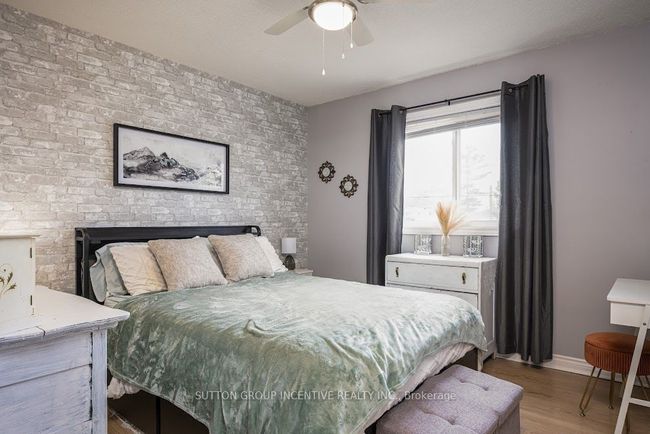 28 Dyer Dr, House attached with 4 bedrooms, 2 bathrooms and 4 parking in Wasaga Beach ON | Image 14