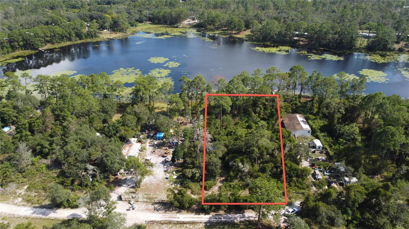 Land in DELAND 5