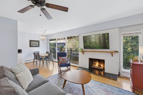 214-555 W 28th St, North Vancouver, BC, V7N2J7 | Card Image