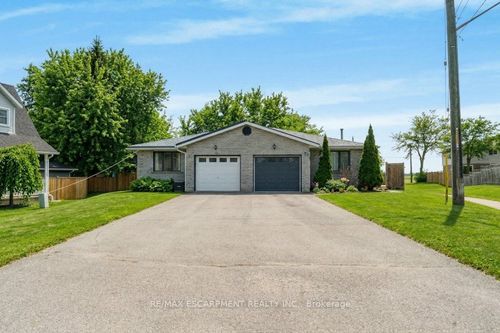 28 Kathleen St, Paris, ON, N3L3X8 | Card Image