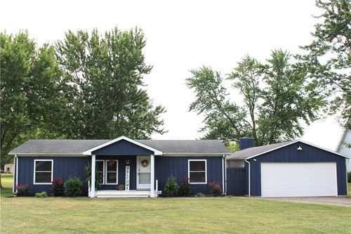 10 Chippewa Run, Pana, IL, 62557-9718 | Card Image