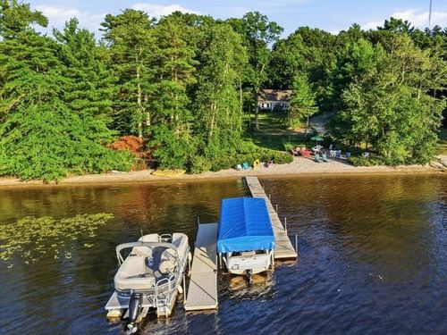r-205-R Middleboro Rd, East Freetown, MA, 02717-1313 | Card Image