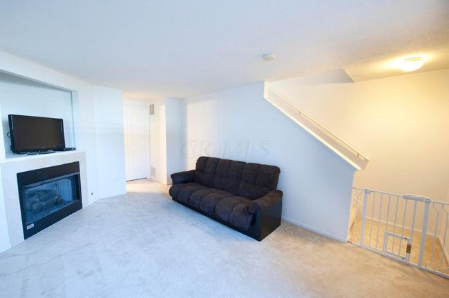 725 Lazelle Rd, Condo with 1 bedrooms, 2 bathrooms and null parking in Westerville OH | Image 17