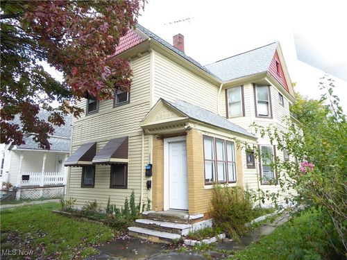 3295 W 54th St, Cleveland, OH, 44102-5703 | Card Image