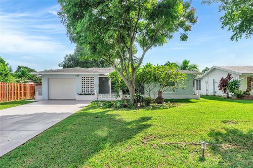 6202 Nw 70th Ave, Tamarac, FL, 33321-5679 | Card Image