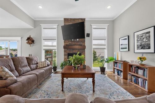 2339 Ne Skopelos, Blue Springs, MO, 64029-7729 | Card Image