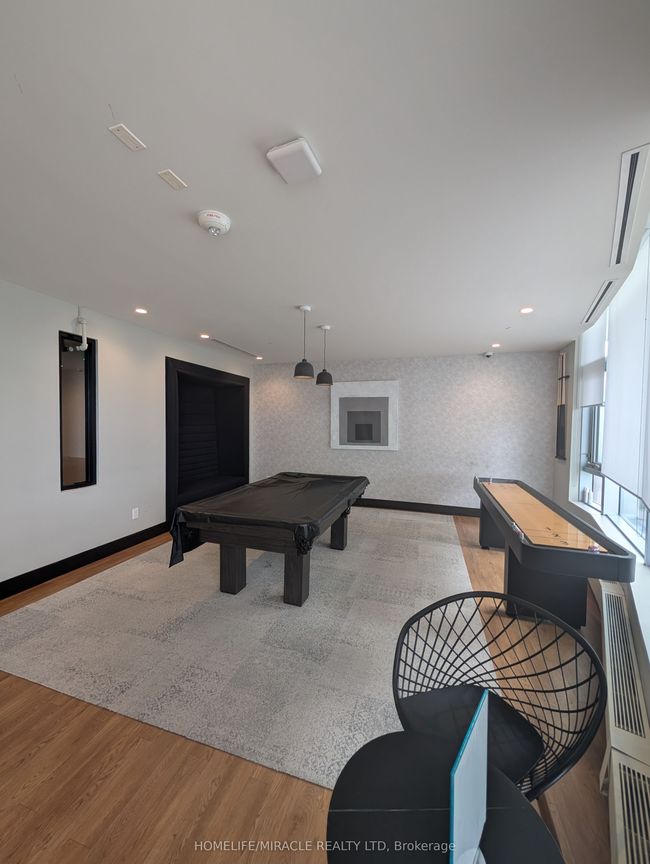 1611 - 2520 Eglinton Ave W, Condo with 3 bedrooms, 2 bathrooms and 1 parking in Mississauga ON | Image 33