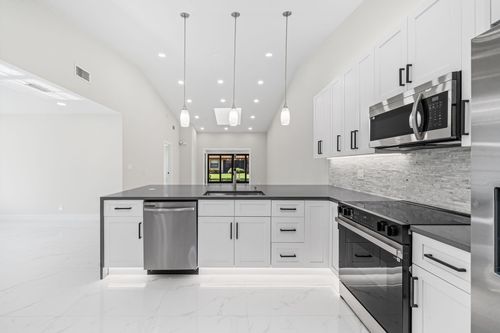 6371 Kings Gate Cir, Delray Beach, FL, 33484-2418 | Card Image