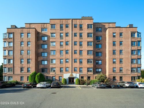 1d-15 Lafayette Court, Greenwich, CT, 06830 | Card Image