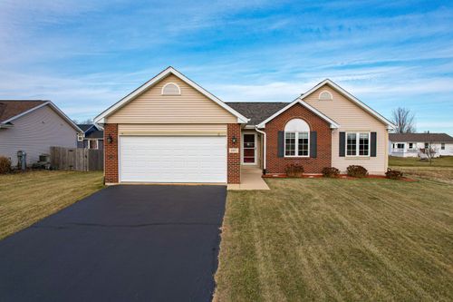 197 Autumnwood Lane, DAVIS JUNCTION, IL, 61020 | Card Image