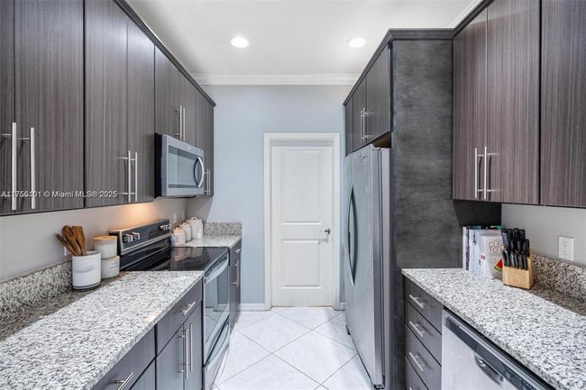 3944 Poinciana Ln, Townhouse with 3 bedrooms, 3 bathrooms and null parking in Hollywood FL | Image 17