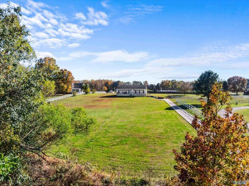 28140 Mitchell Loop, Ardmore, AL, 35739-7638 | Card Image