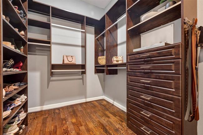 1818 Dart St, House other with 3 bedrooms, 5 bathrooms and 2 parking in Houston TX | Image 28