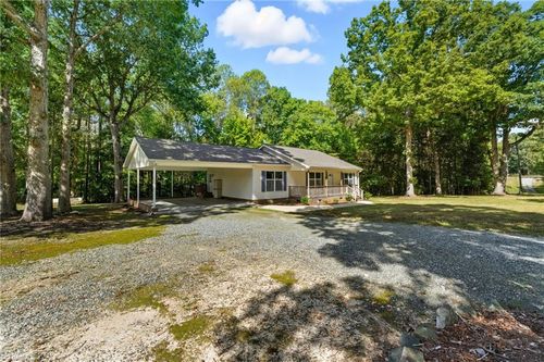 158 Shaw St, Staley, NC, 27355 | Card Image