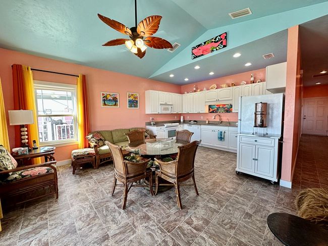 841 2nd St, House other with 3 bedrooms, 2 bathrooms and null parking in CEDAR KEY FL | Image 8