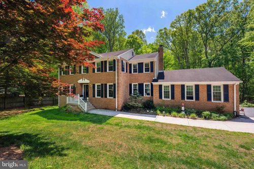 7362 Clifton Rd, Clifton, VA, 20124-2102 | Card Image