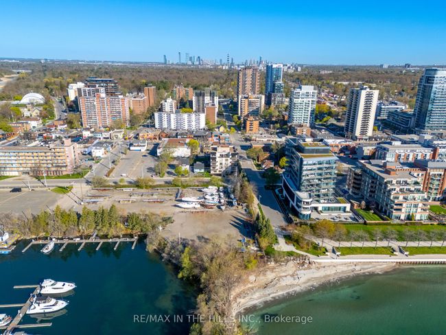 404 - 50 Port St E, Condo with 2 bedrooms, 2 bathrooms and null parking in Mississauga ON | Image 42