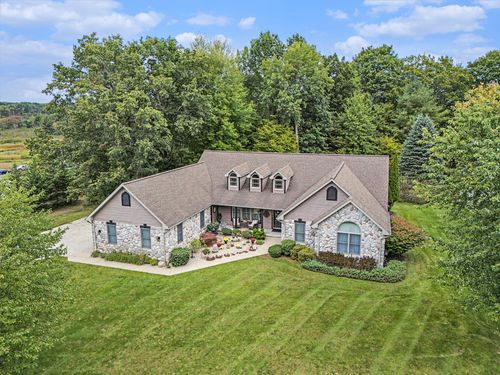 5450 W Riverside Ln, Ludington, MI, 49431-1284 | Card Image