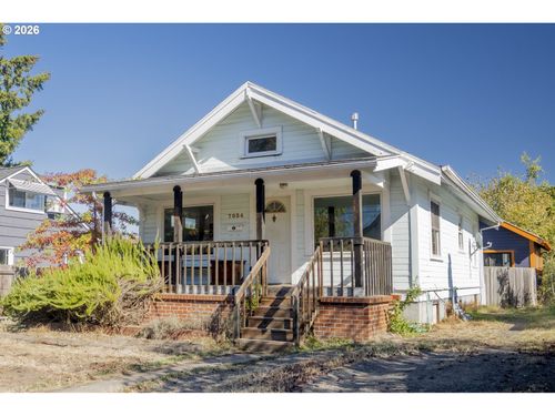 7034 N Fenwick Ave, Portland, OR, 97217-5652 | Card Image