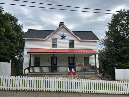 47 Quarry St, GAinesville, GA, 30501-2517 | Card Image