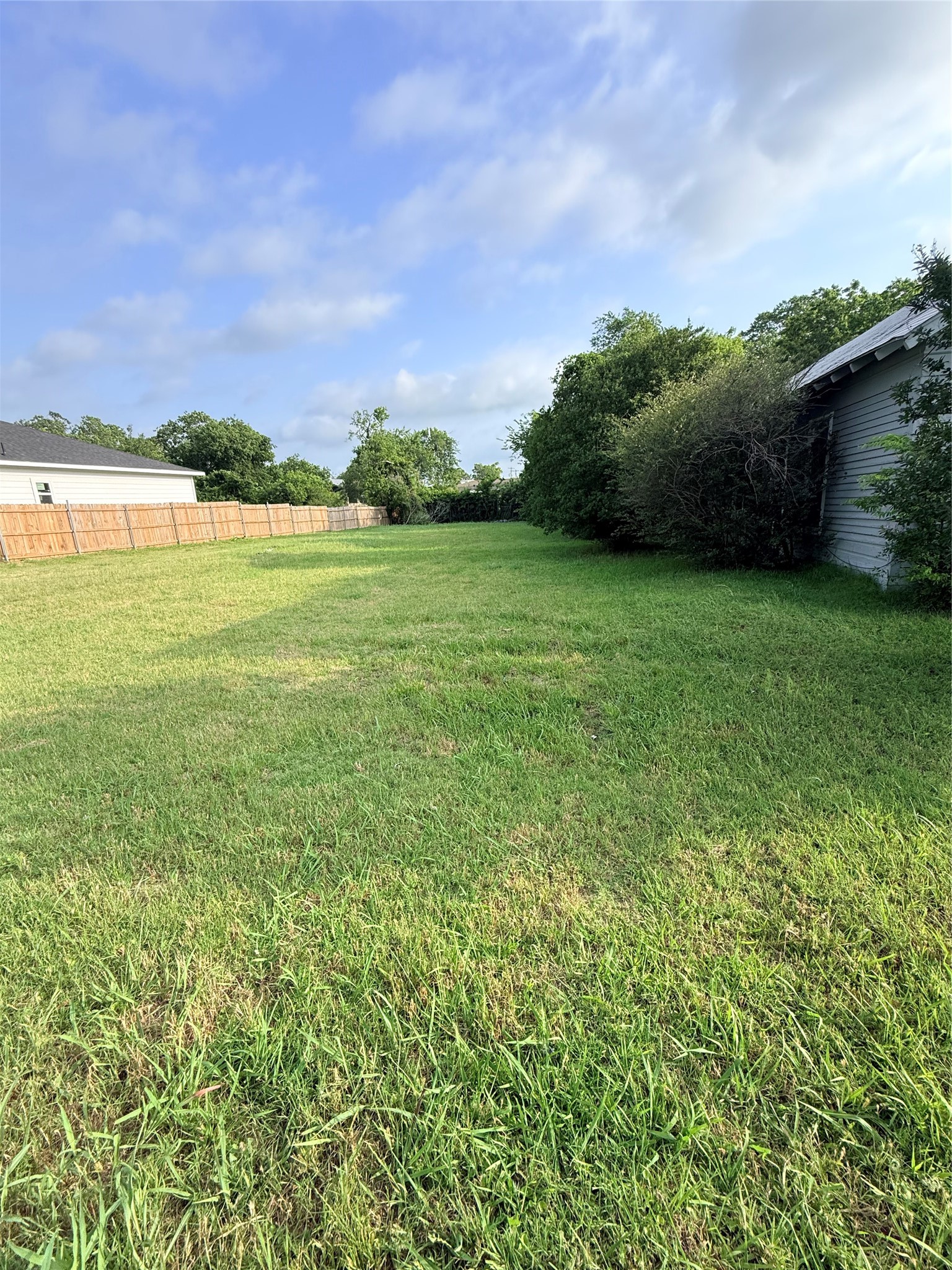 Land in Greenville 4
