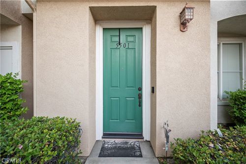 5501-18024 Flynn Dr, Canyon Country, CA, 91387 | Card Image