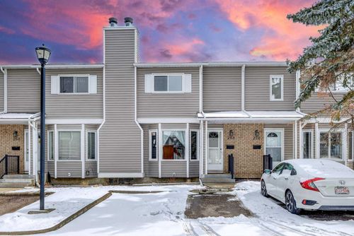 268 Cedarwood Pk Sw, Calgary, AB, T2W5X6 | Card Image