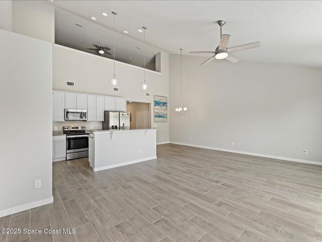 719 Simeon Dr, Townhouse with 3 bedrooms, 3 bathrooms and null parking in Satellite Beach FL | Image 7