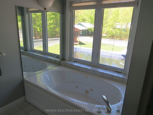 170 Concession 5 W, House other with 4 bedrooms, 3 bathrooms and 10 parking in Tiny ON | Image 11