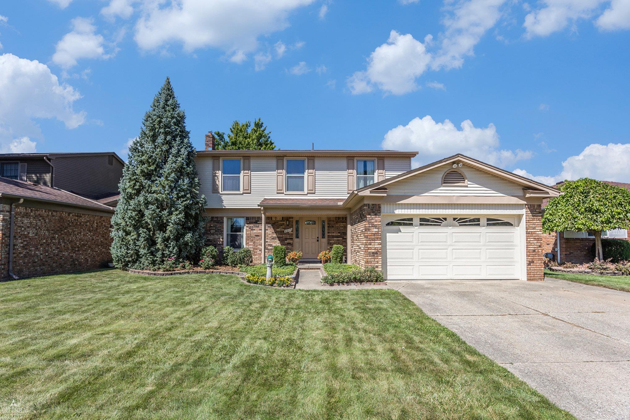 Valley Forge Dr, Macomb, MI 48044