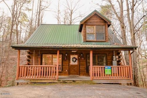 2161 Red Bud Rd, Sevierville, TN, 37876-8964 | Card Image