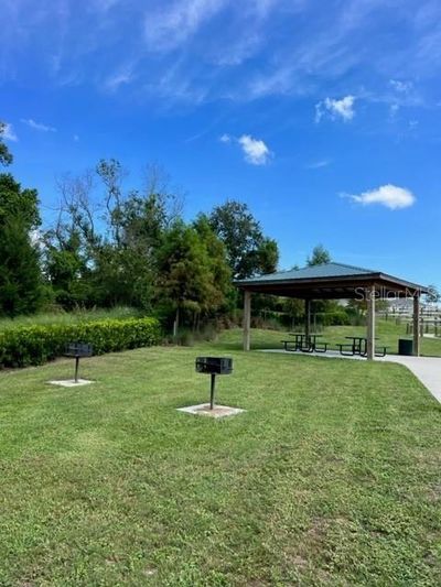 Community Picnic Area | Image 3