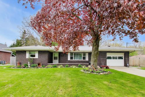 422 Yanke Rd, Michigan City, IN, 46360 | Card Image