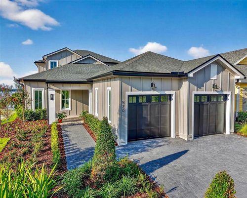 576 Casey Loop, MOUNT DORA, FL, 32757-3716 | Card Image