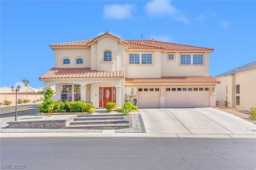 6857 Adobe Villa Ave, Las Vegas, NV, 89142-3704 | Card Image