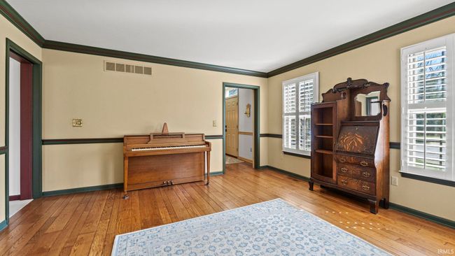8215 Post Oak Ct, House other with 5 bedrooms, 3 bathrooms and null parking in Fort Wayne IN | Image 5