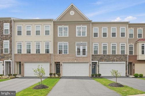204 Miles Hawk Ter, PURCELLVILLE, VA, 20132-9677 | Card Image