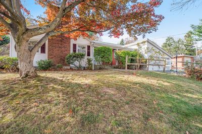 85 Eastern Drive, House other with 3 bedrooms, 2 bathrooms and null parking in Wethersfield CT | Image 2