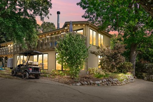 603 Knollwood Cir, Fontana, WI, 53125-1611 | Card Image