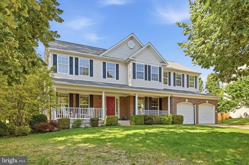 705 Wintergreen Dr, PURCELLVILLE, VA, 20132-3290 | Card Image