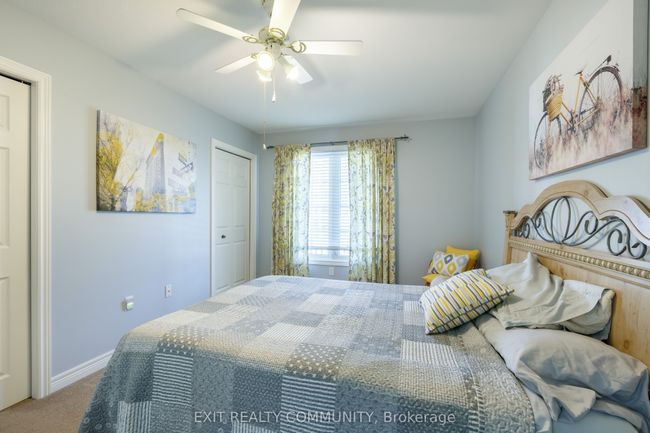 4369 Sixth St, House other with 4 bedrooms, 2 bathrooms and 2 parking in Petrolia ON | Image 9