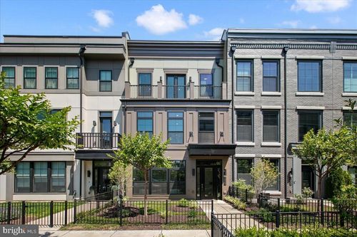 44645 Danvers Ter, ASHBURN, VA, 20147-6188 | Card Image