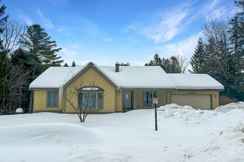 244 Mt Top Rd, Chittenden, VT, 05737-9822 | Card Image