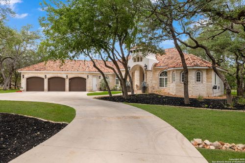 10211 Oak Forest Way, New Braunfels, TX, 78132-3651 | Card Image