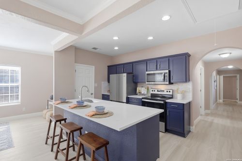 118 Tipton Ave, San Antonio, TX, 78204-2735 | Card Image