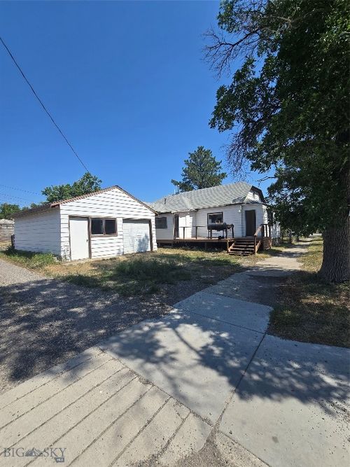 617 E Callender St, Livingston, MT, 59047-2718 | Card Image