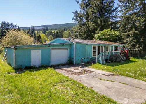 130 Pinto Ln, Brinnon, WA, 98320-9638 | Card Image