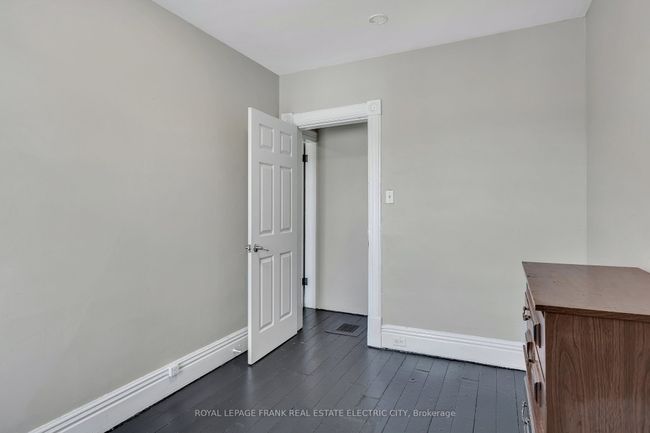 617 Aylmer St N, House other with 3 bedrooms, 2 bathrooms and 2 parking in Peterborough ON | Image 28
